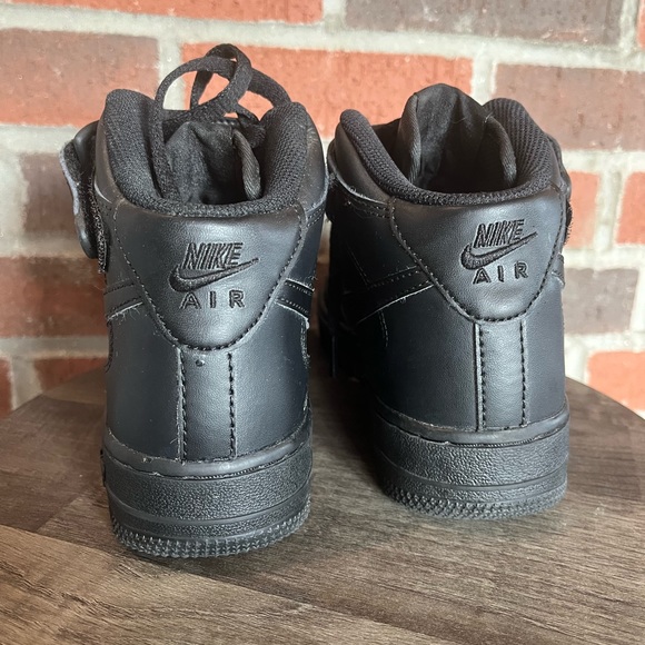 NWOT: Nike Air Force 1 high top - Picture 2 of 4